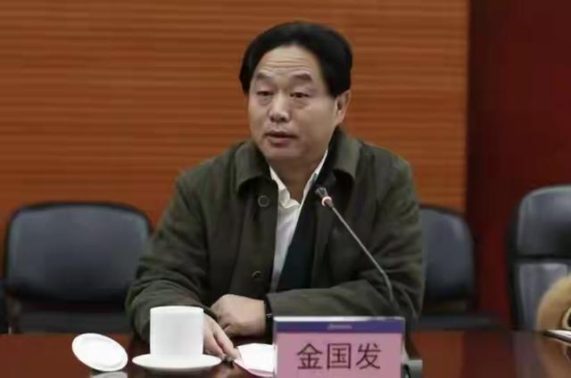 【权力架构深度解析】城投董事长落马:十年一把手的决策闭环如何成为腐败温床 新闻 【权力架构深度解析】城投董事长落马:十年一把手的决策闭环如何成为腐败温床 新闻 【权力架构深度解析】城投董事长落马:十年一把手的决策闭环如何成为腐败温床 新闻 【权力架构深度解析】城投董事长落马:十年一把手的决策闭环如何成为腐败温床 新闻